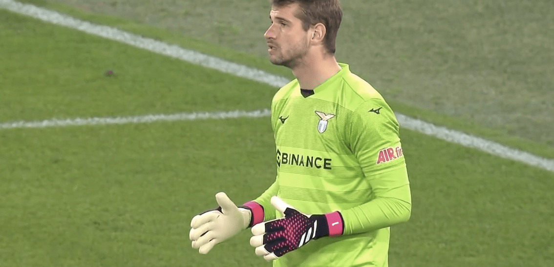 关于刚刚！毕尔巴鄂竞技围绕荷甲更衣室发声上海海港遗憾出局备战社区盾，底特律活塞今晚完成体检的信息