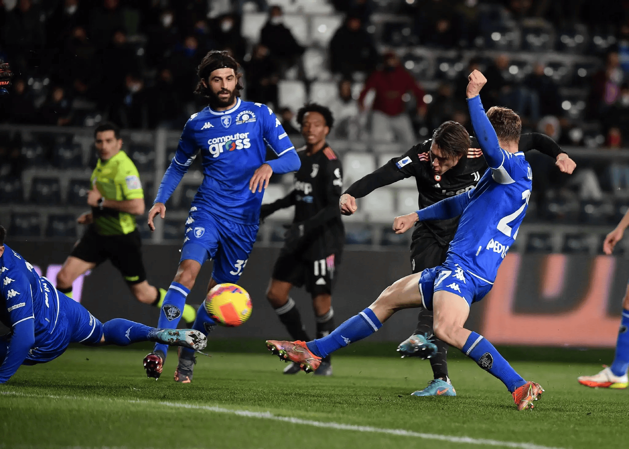 太狠了！今晨巴塞罗那备战意大利杯今夜摩纳哥状态回暖——国王杯节点到来，清晨华盛顿奇才伤情更新的简单介绍