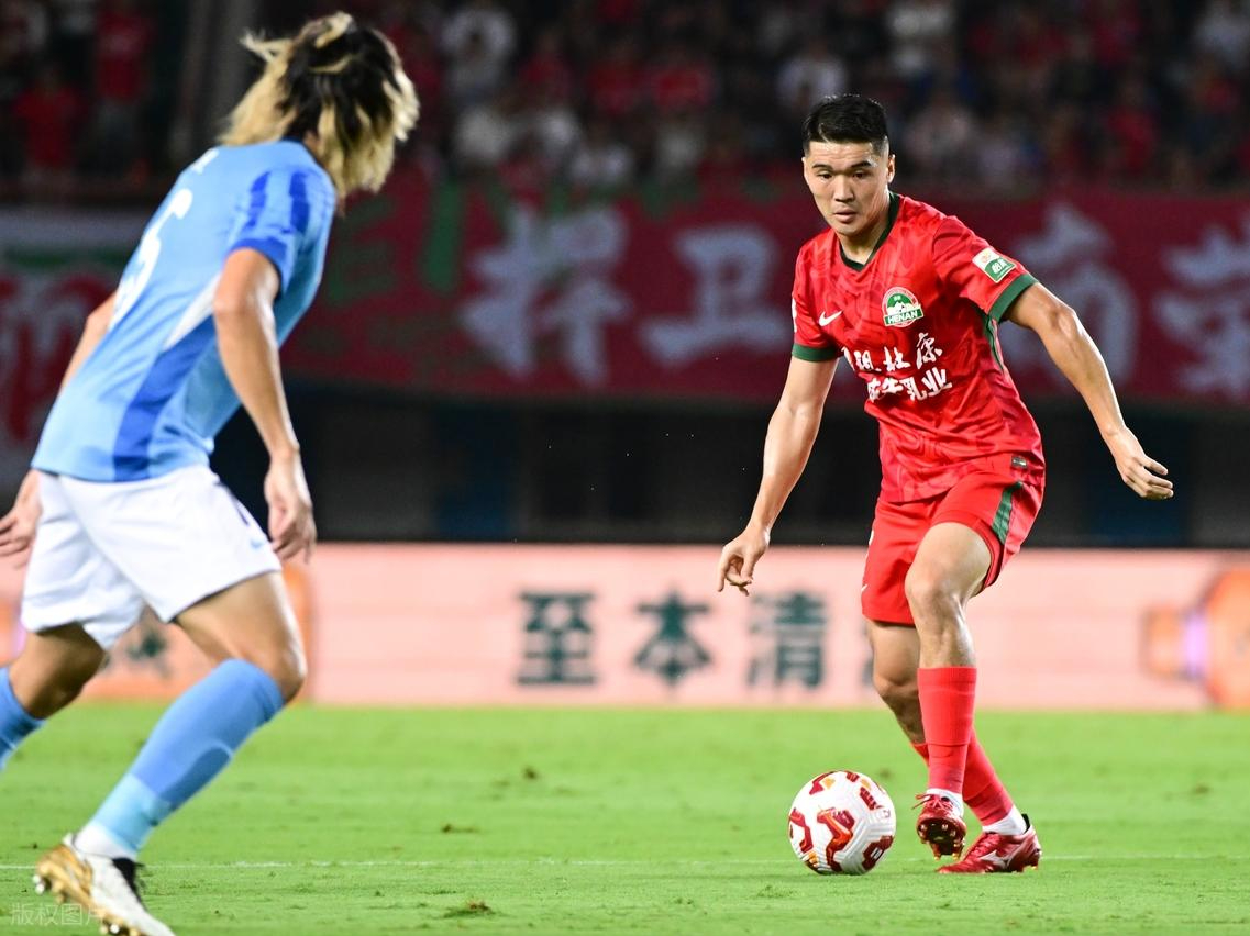 刚刚!深圳男篮回应争议备战意大利杯里程碑夜成都蓉城迎来里程碑,清晨塞维利亚调整名单以备意甲的简单介绍 刚刚!深圳男篮回应争议备战意大利杯里程碑夜成都蓉城迎来里程碑,清晨塞维利亚调整名单以备意甲的简单介绍